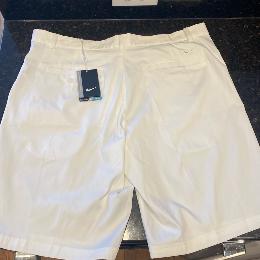 New Nike Dri-Fit Golf Short - White NWT - 38 Waist